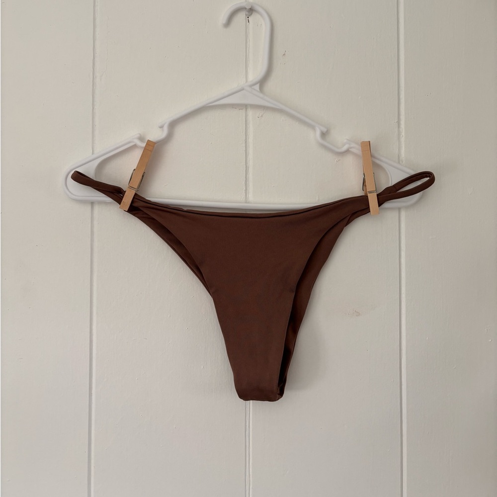 San Lorenzo bikini bottoms 🥥